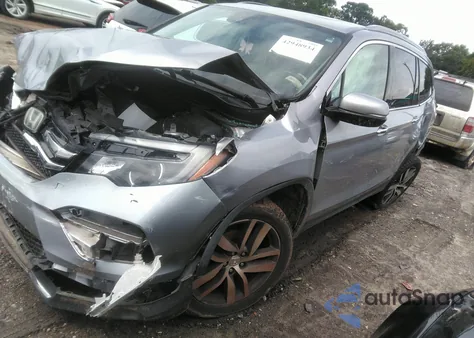 2017 Honda Pilot Touring z USA, uszkodzony, nr VIN 5FNYF5H96HB043319